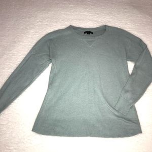 American Eagle Thin Blue Sweater